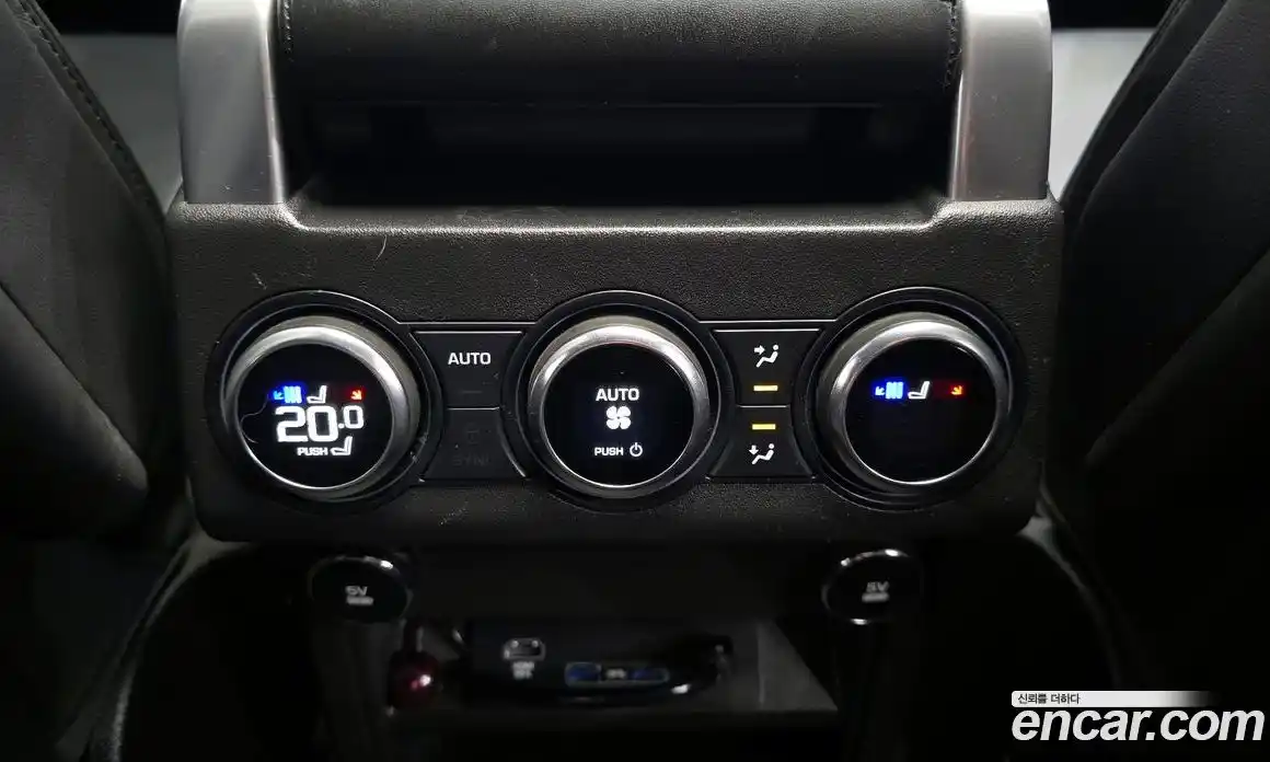 Land Rover Discovery 2018 3.0 гидро в Москве № 1837375, фото 31