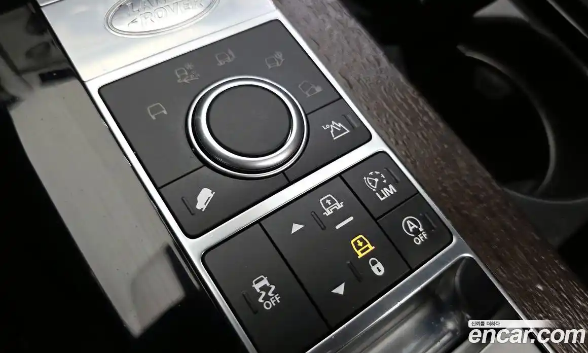 Land Rover Discovery 2018 3.0 гидро в Москве № 1837375, фото 32