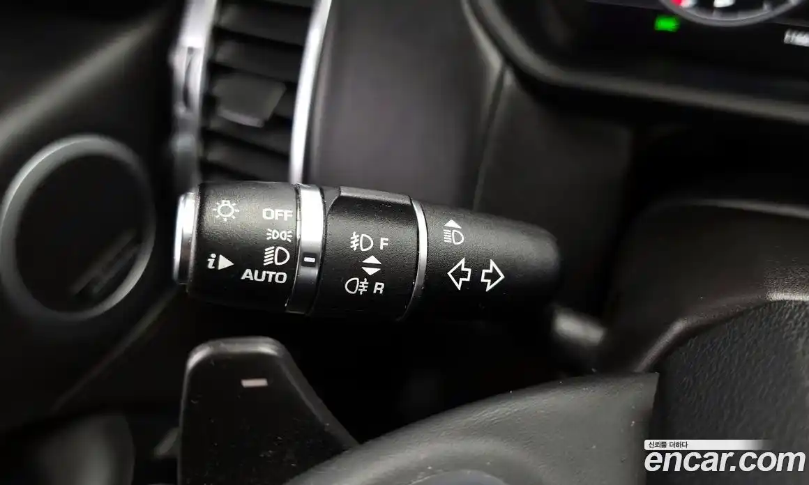 Land Rover Discovery 2018 3.0 гидро в Москве № 1837375, фото 33