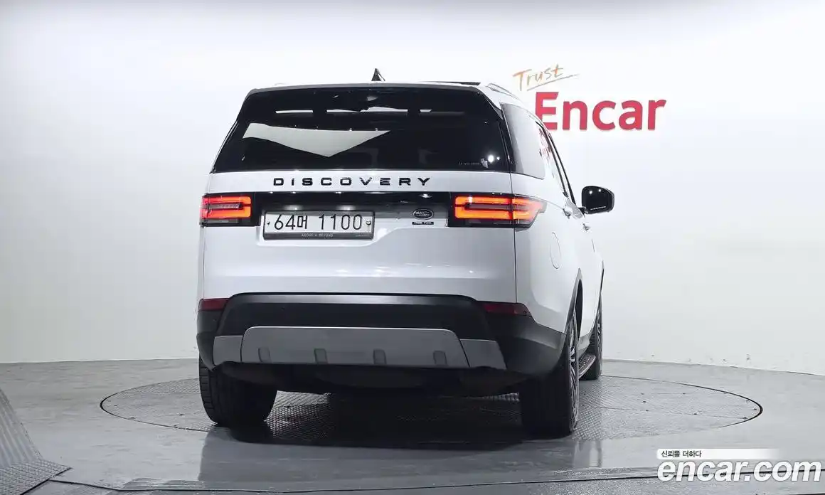 Land Rover Discovery 2018 3.0 гидро в Москве № 1837375, фото 4