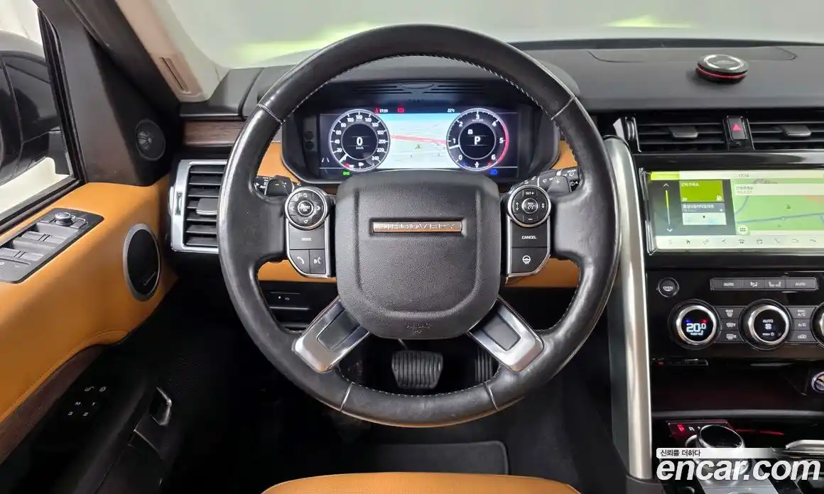 Land Rover Discovery 2018 3.0 гидро в Москве № 1837398, фото 13