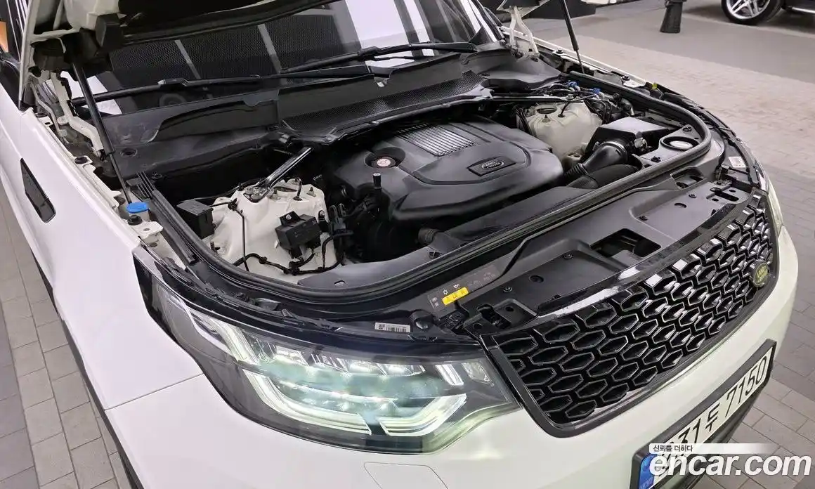 Land Rover Discovery 2018 3.0 гидро в Москве № 1837398, фото 6