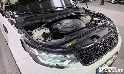 Land Rover Discovery 2018 3.0 гидро в Москве № 1837398, миниатюра 6