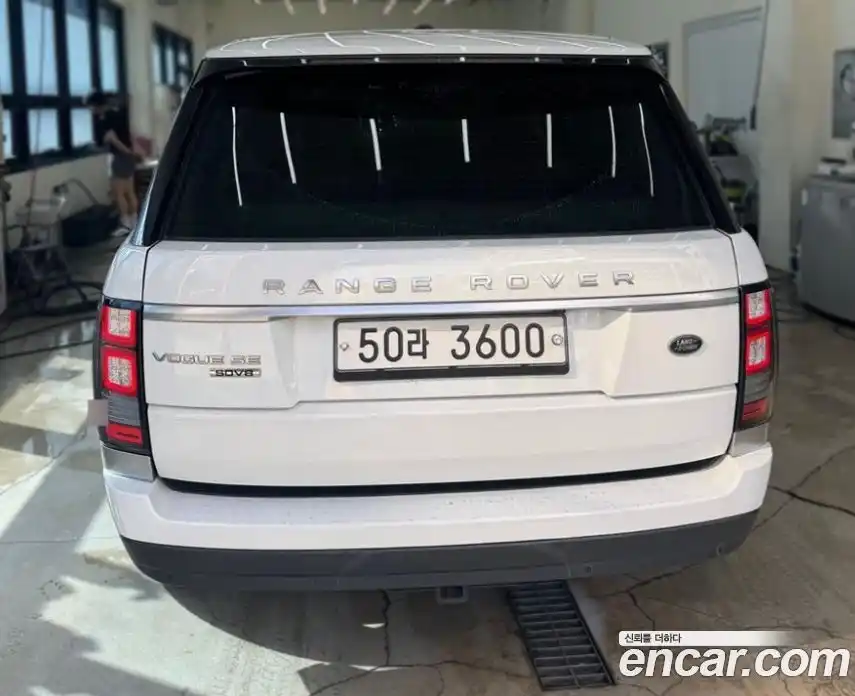 Land Rover Range-Rover 2013 4.4 гидро в Москве № 1837487, фото 3