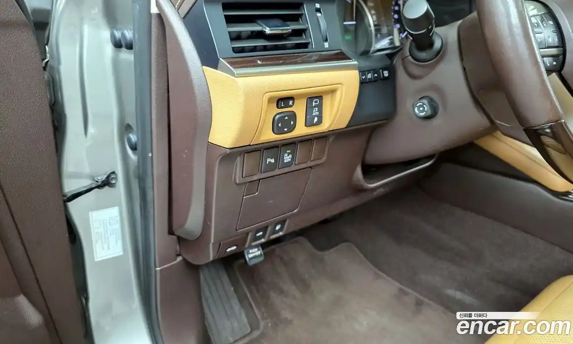 Lexus ES 2015 2.5 гидро в Москве № 1837960, фото 16