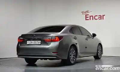 Lexus ES 2015 2.5 гидро в Москве № 1837960, миниатюра 2