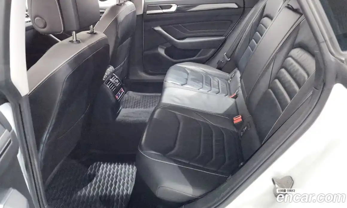 Volkswagen Arteon 2023 2.0 гидро в Москве № 1838132, фото 27