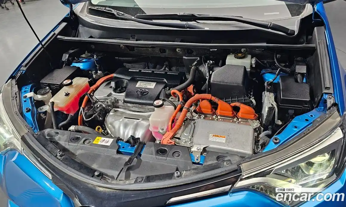 Toyota RAV4 2016 2.5 гидро в Москве № 1838536, фото 6