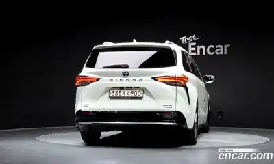 Toyota Sienna 2021 2.5 гидро в Москве № 1838537, миниатюра 4