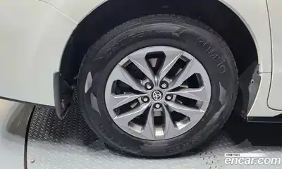 Toyota Sienna 2021 2.5 гидро в Москве № 1838537, миниатюра 5