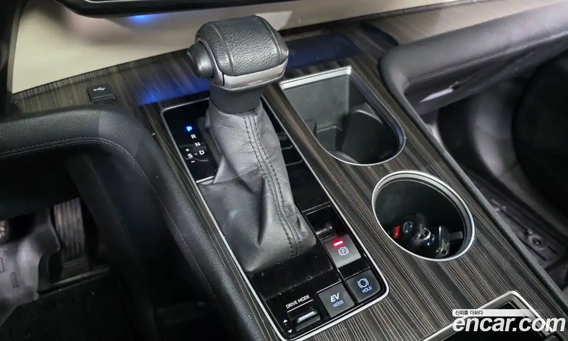 Toyota Sienna 2021 2.5 гидро в Москве № 1838537, фото 9