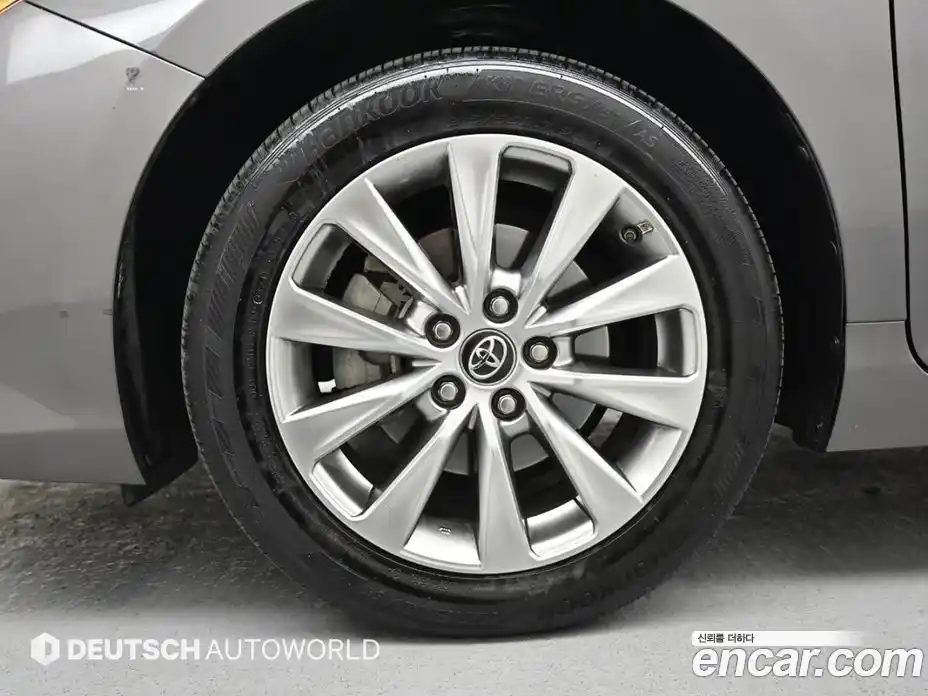 Toyota Camry 2016 2.5 гидро в Москве № 1838557, фото 5