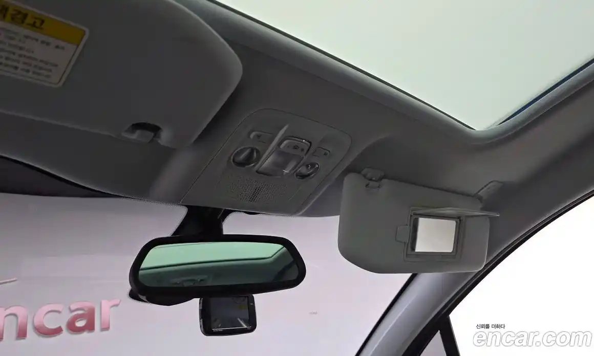 Peugeot 2008 2017 1.6 робот в Москве, фото 24