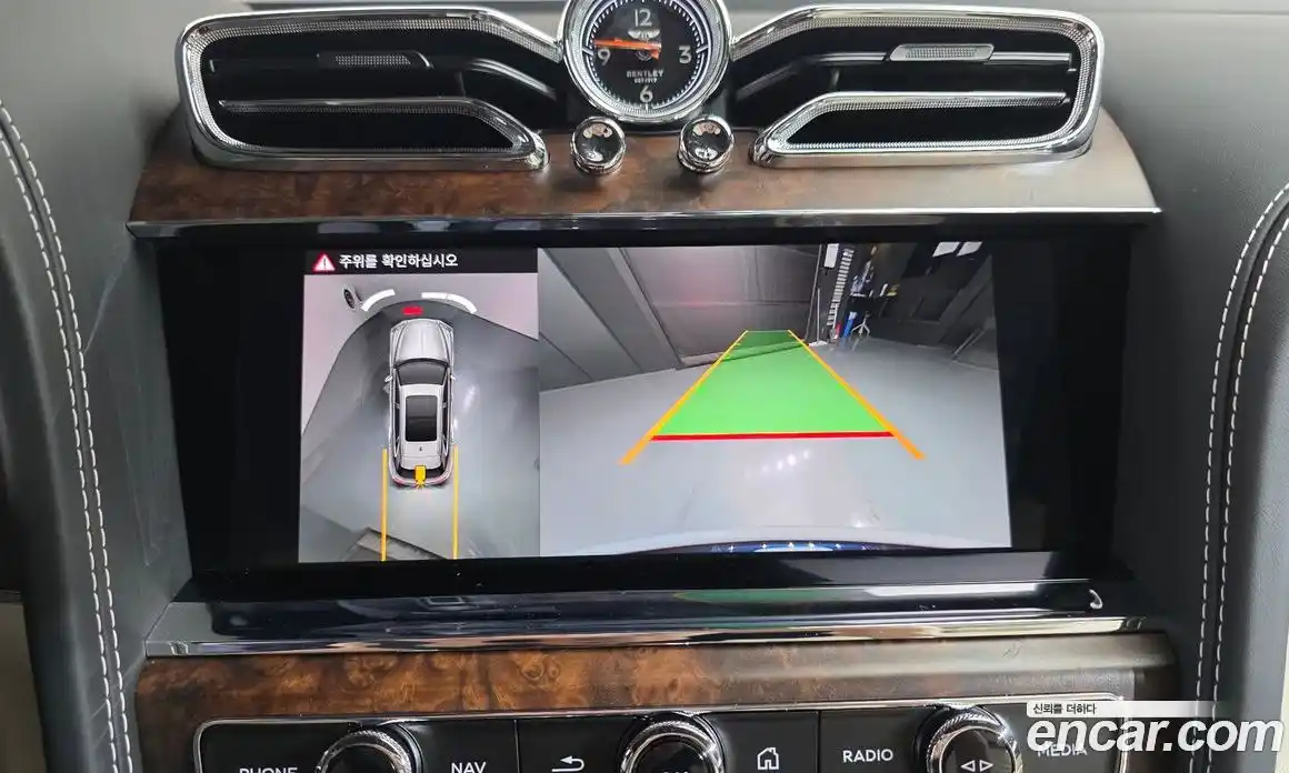 Bentley Bentayga 2025 4.0 гидро, фото 16