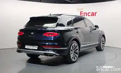 Bentley Bentayga 2025 4.0 гидро, миниатюра 2