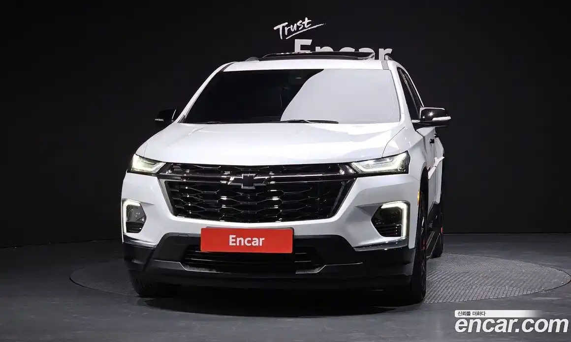 Chevrolet Traverse 2023 3.6 гидро в Москве № 41023, фото 3