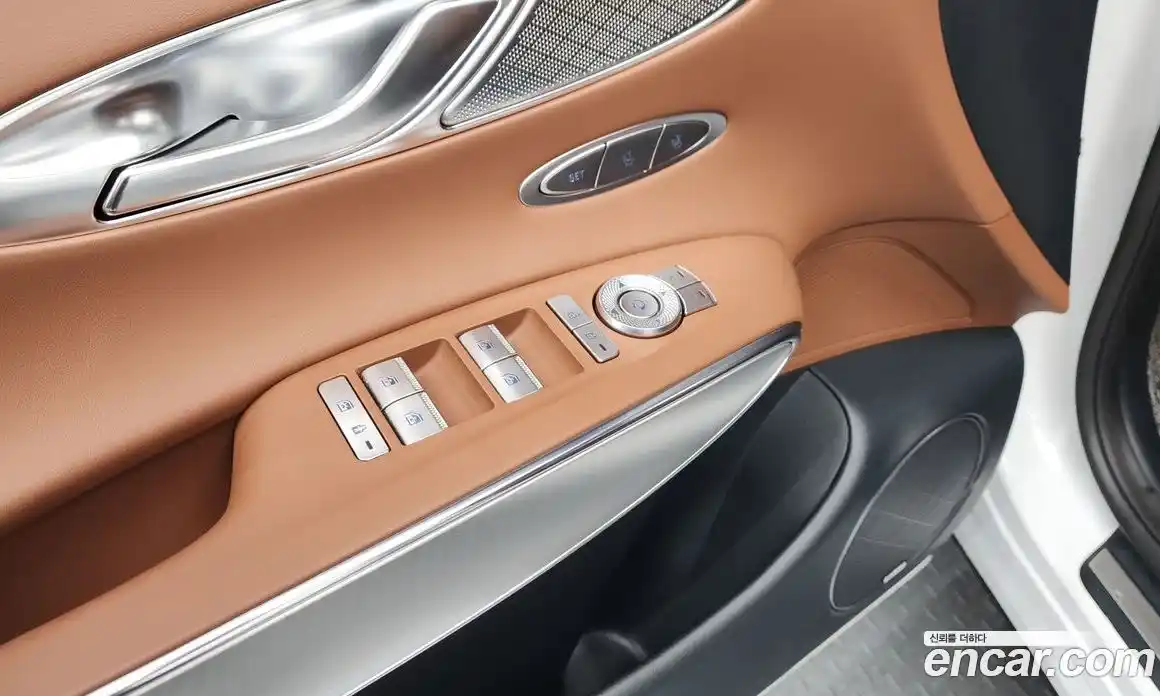 Genesis GV70 2023 2.5 гидро в Москве № 1245432, фото 40