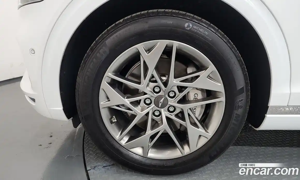 Genesis GV70 2023 2.5 гидро в Москве № 1245432, фото 5