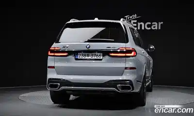 BMW X7 2023 3.0 гидро в Москве № 1246113, миниатюра 4