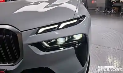 BMW X7 2023 3.0 гидро в Москве № 1246113, миниатюра 8