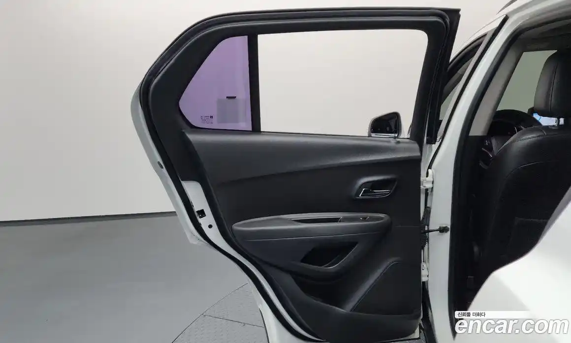 Chevrolet Trax 2015 1.4 гидро в Москве № 1247099, фото 15