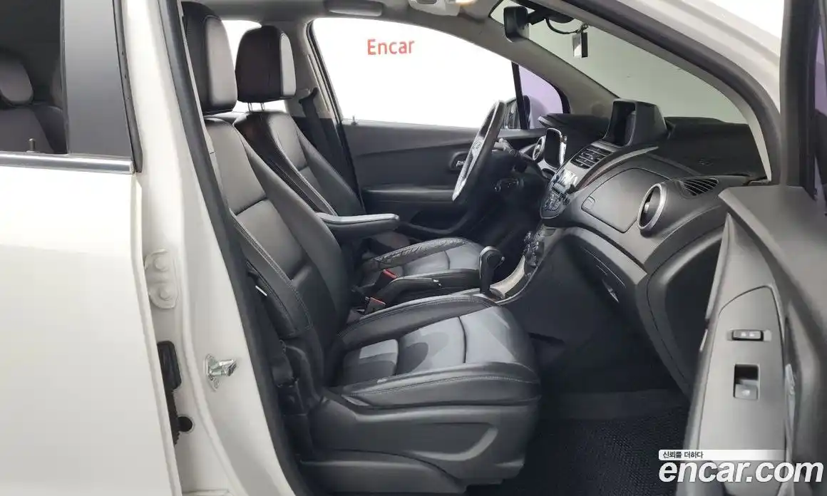 Chevrolet Trax 2015 1.4 гидро в Москве № 1247099, фото 17