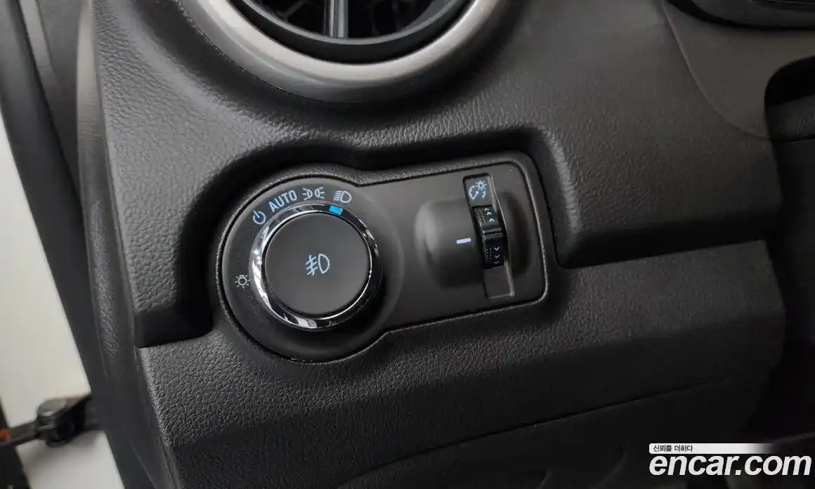 Chevrolet Trax 2015 1.4 гидро в Москве № 1247099, фото 30