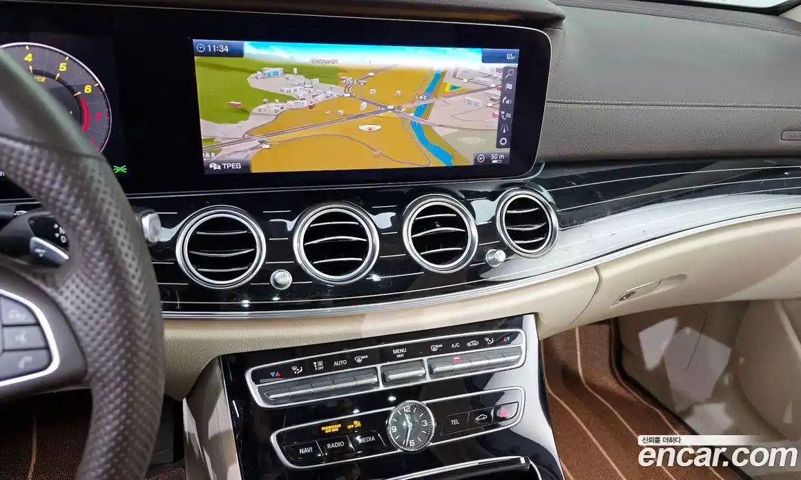 Mercedes-Benz E-Class 2018 3.0 гидро в Москве № 1249072, фото 19