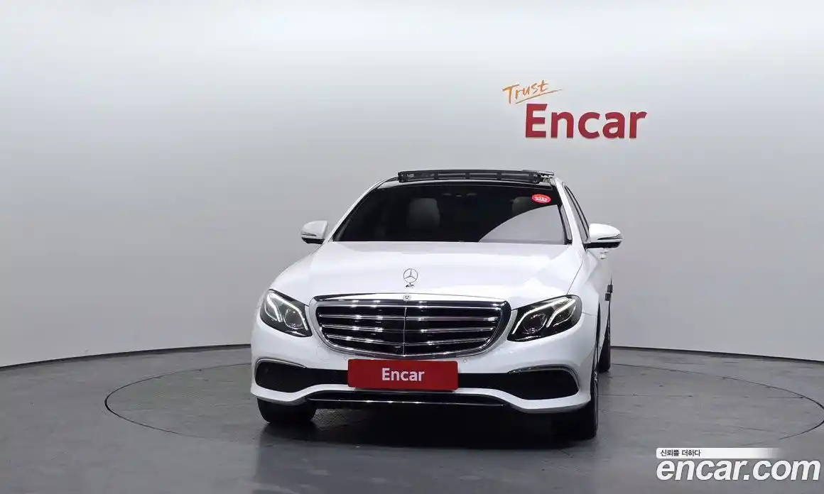 Mercedes-Benz E-Class 2018 3.0 гидро в Москве № 1249072, фото 3