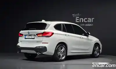 BMW X1 2022 2.0 гидро в Москве № 1318425, миниатюра 2