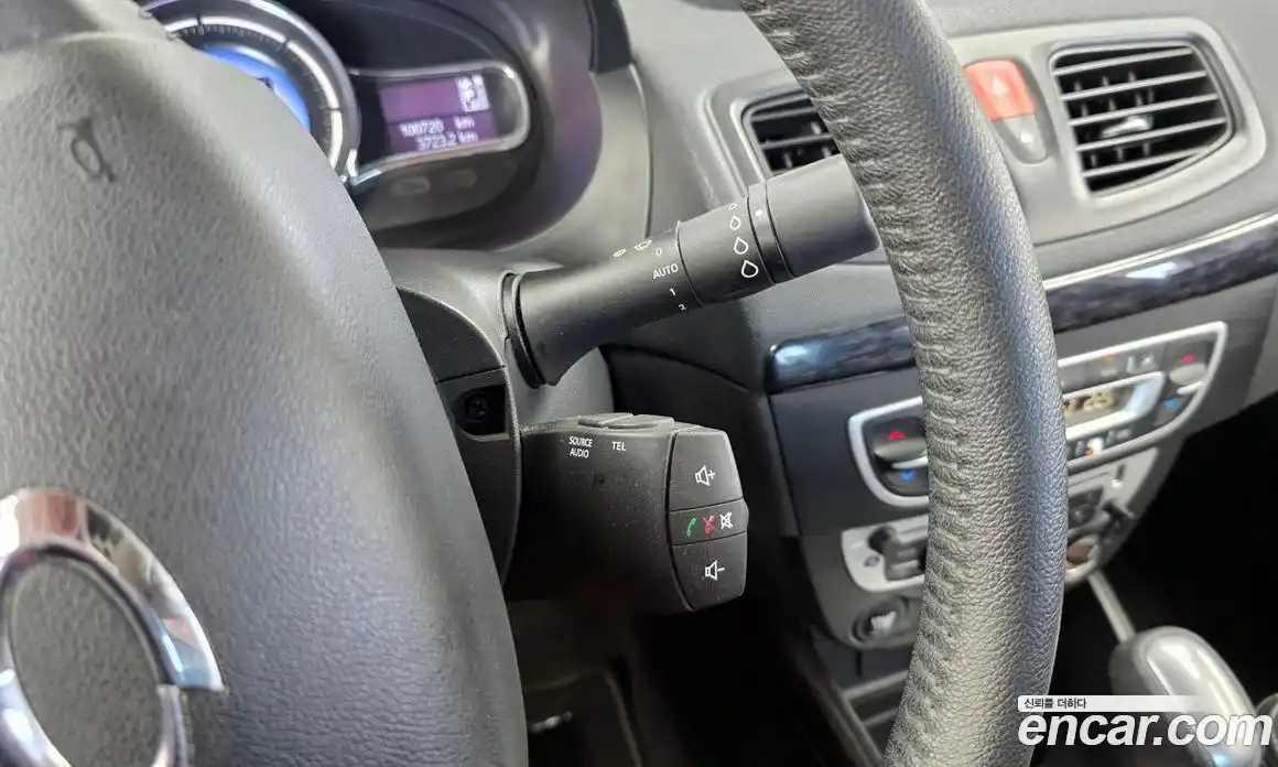 Renault SM3 2014 1.6 гидро в Москве № 1321400, фото 22