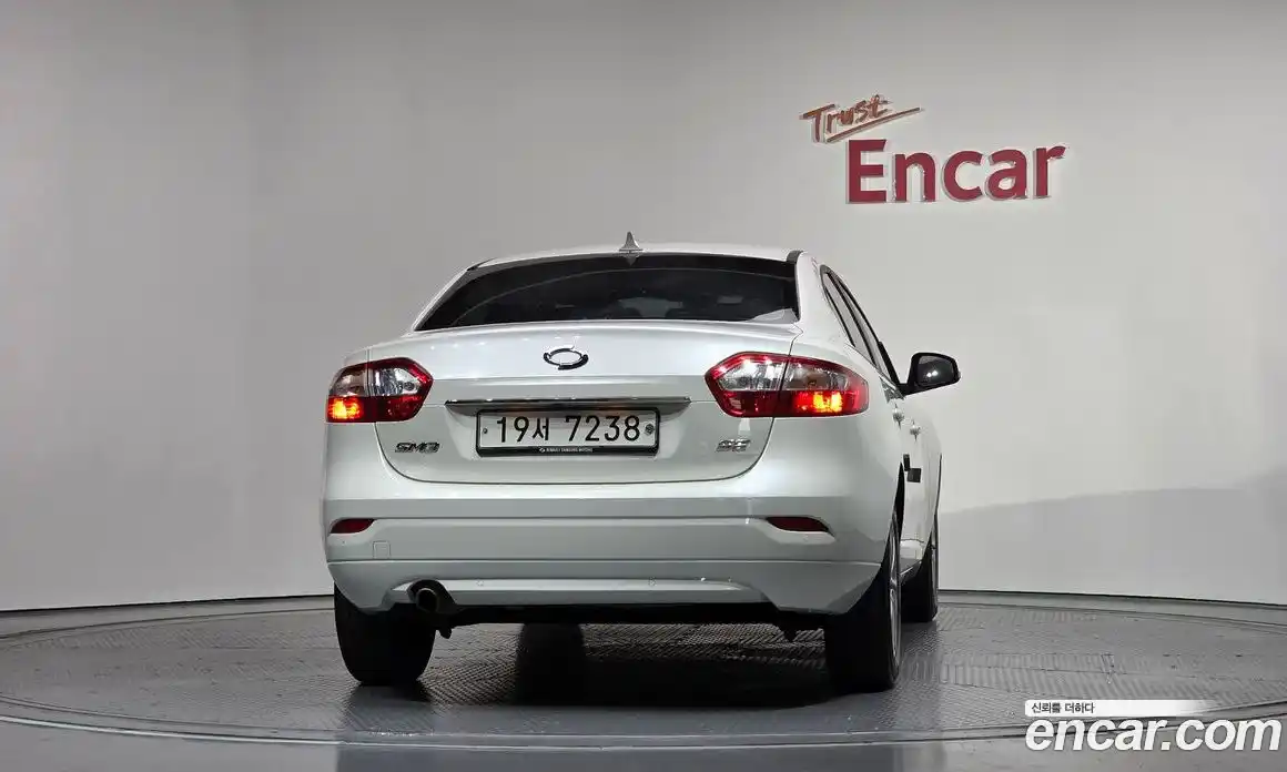 Renault SM3 2014 1.6 гидро в Москве № 1321400, фото 3