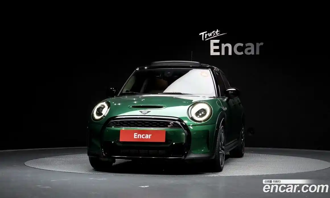 Mini Cooper 2023 2.0 гидро в Москве № 1323019, фото 3