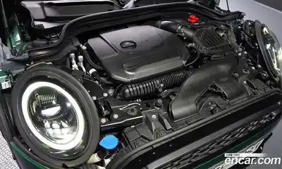 Mini Cooper 2023 2.0 гидро в Москве № 1323019, миниатюра 6