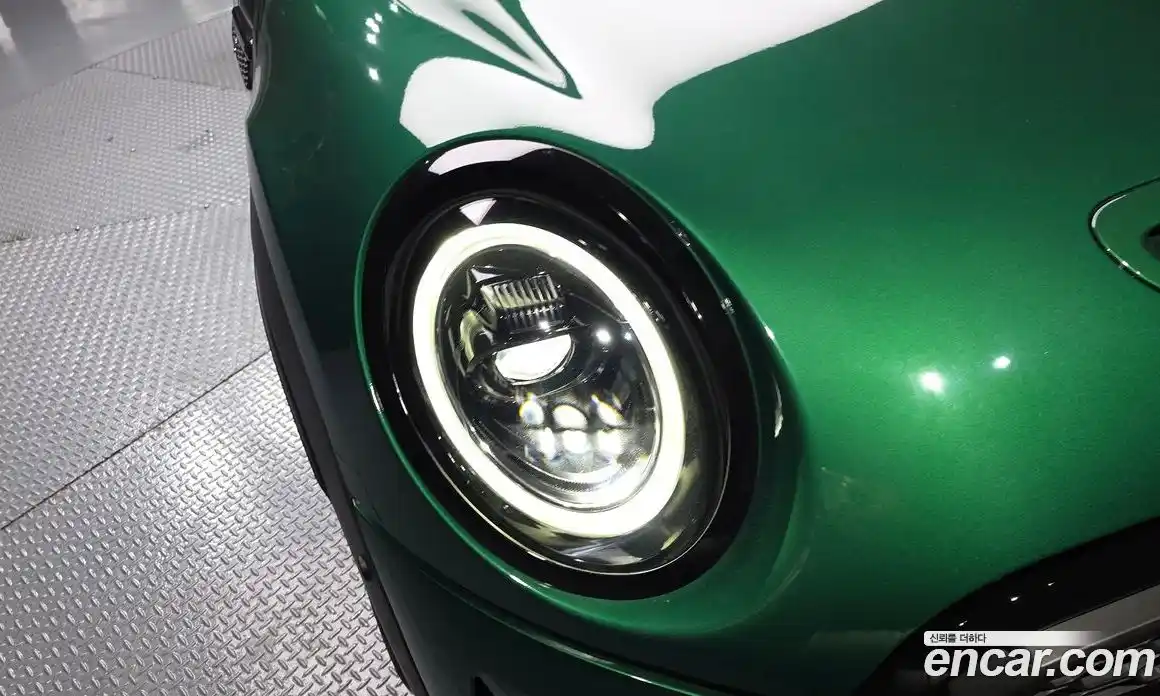 Mini Cooper 2023 2.0 гидро в Москве № 1323019, фото 8