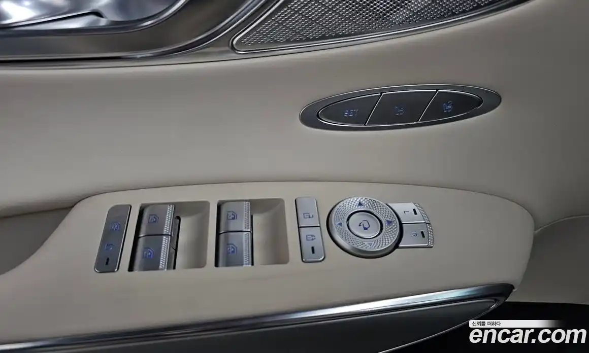 Genesis GV70 2023 2.5 гидро в Москве № 1343305, фото 38