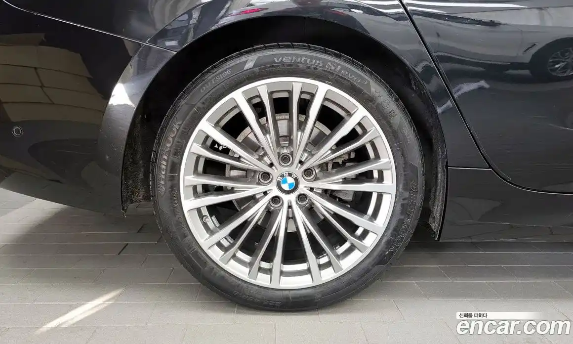 BMW 3-Series 2022 2.0 гидро, фото 5