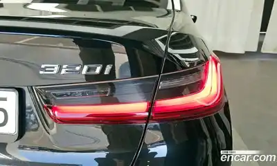 BMW 3-Series 2022 2.0 гидро, миниатюра 9