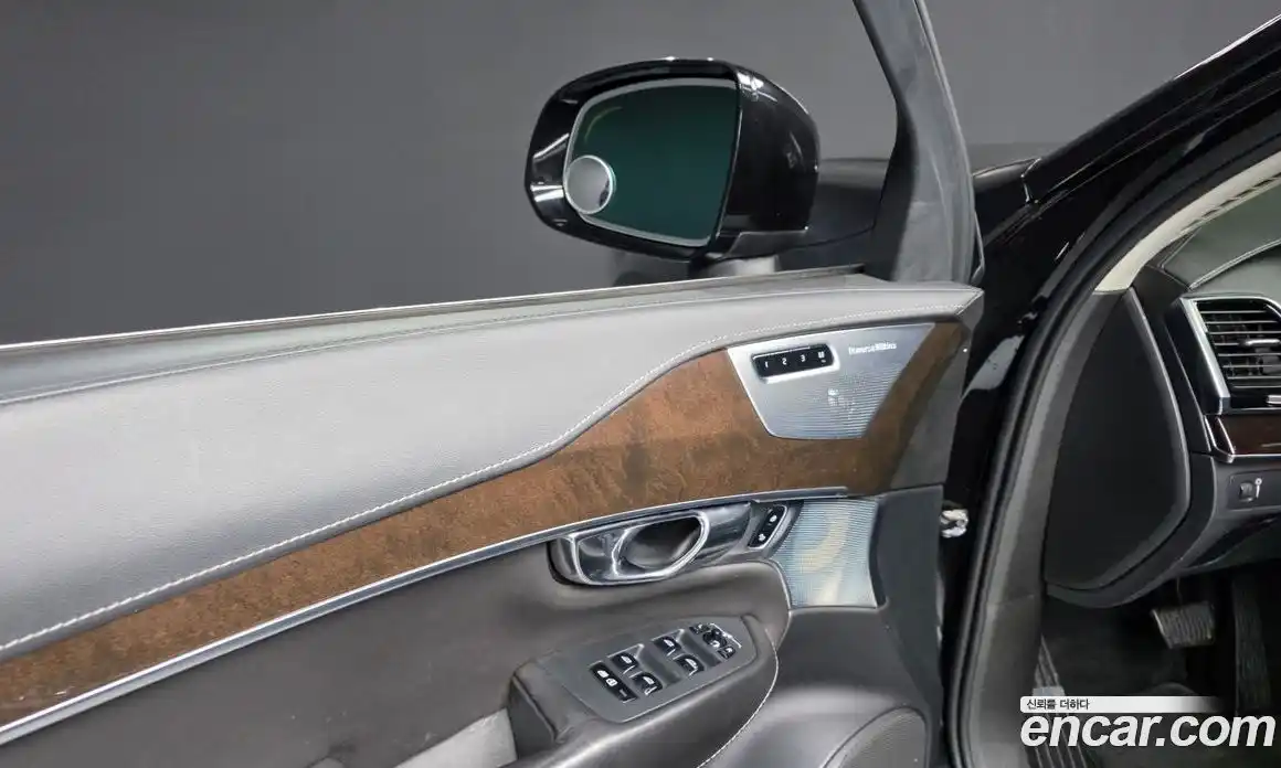 Volvo XC90 2016 2.0 гидро в Москве № 1348867, фото 36