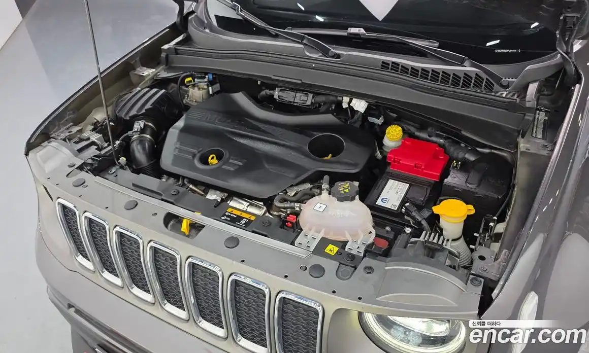 Jeep Renegade 2020 1.6 гидро в Москве № 1350600, фото 6