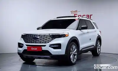 Ford Explorer, 2022