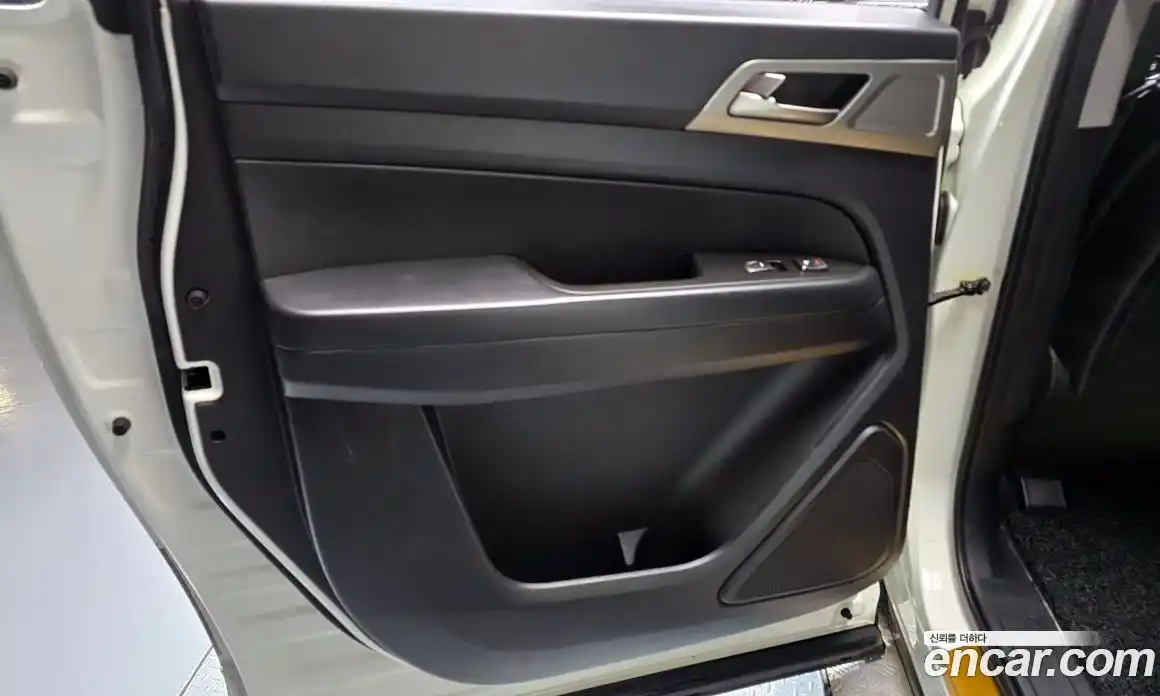 SsangYong Rexton 2018 2.2 гидро в Москве, фото 15