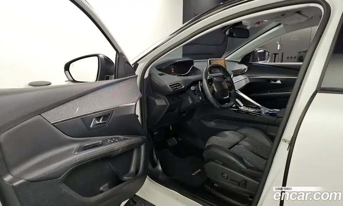 Peugeot 3008 2018 1.6 гидро в Москве, фото 13