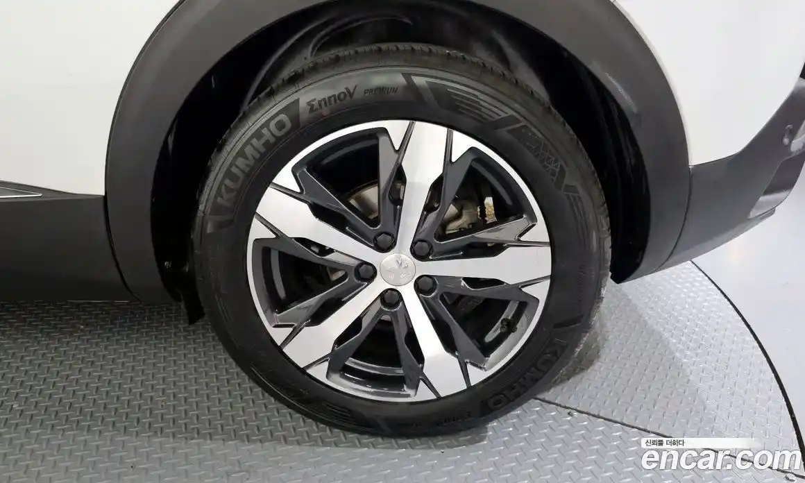 Peugeot 3008 2018 1.6 гидро в Москве, фото 7