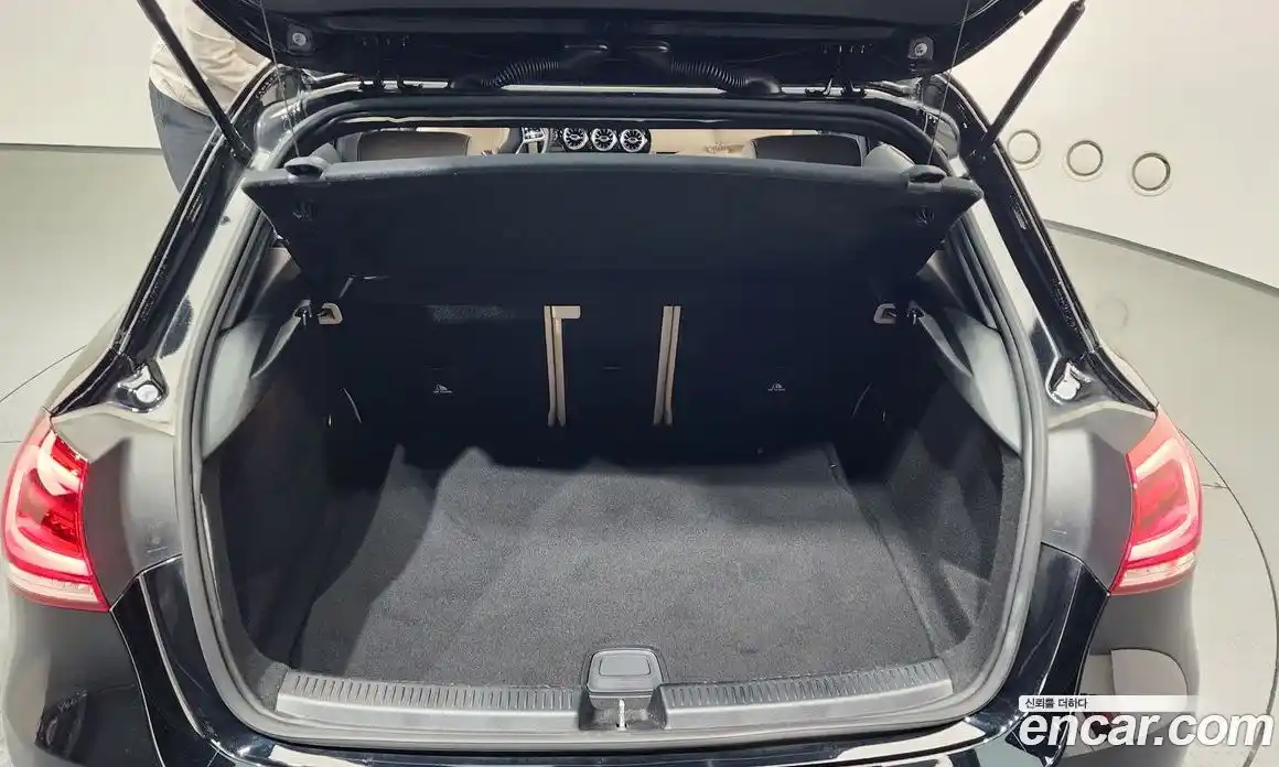 Mercedes-Benz A-Class 2021 2.0 гидро в Москве № 1403570, фото 24