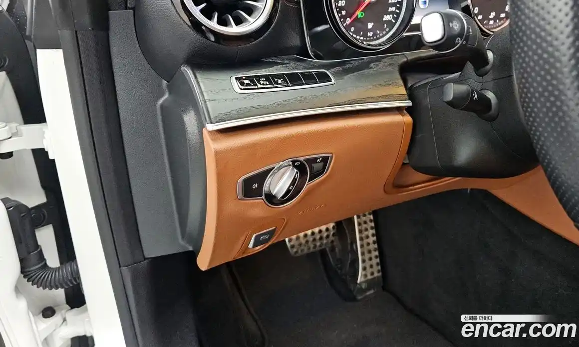 Mercedes-Benz E-Class 2019 1.9 гидро в Москве № 1403902, фото 25