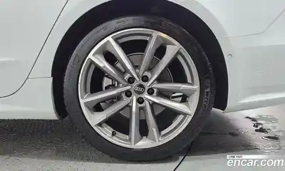 Audi A7 2021 3.0 гидро в Москве № 1404071, миниатюра 7