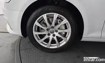 Audi A4 2018 2.0 гидро в Москве № 1404376, миниатюра 5