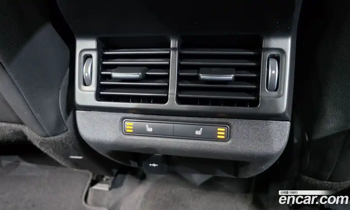 Land Rover Range-Rover Evoque 2021 2.0 гидро в Москве № 1405066, фото 25