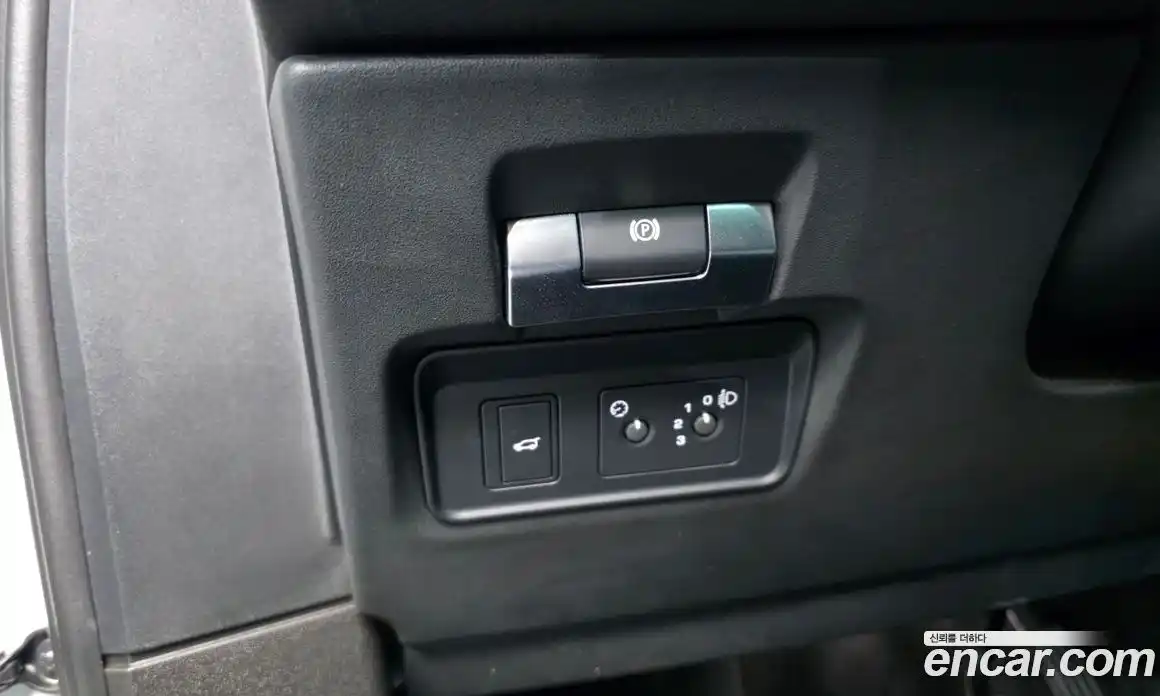 Land Rover Range-Rover Evoque 2021 2.0 гидро в Москве № 1405066, фото 31
